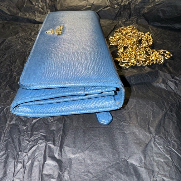 Prada saffiano leather long wallet blue authentic with generic chain - Picture 7 of 8
